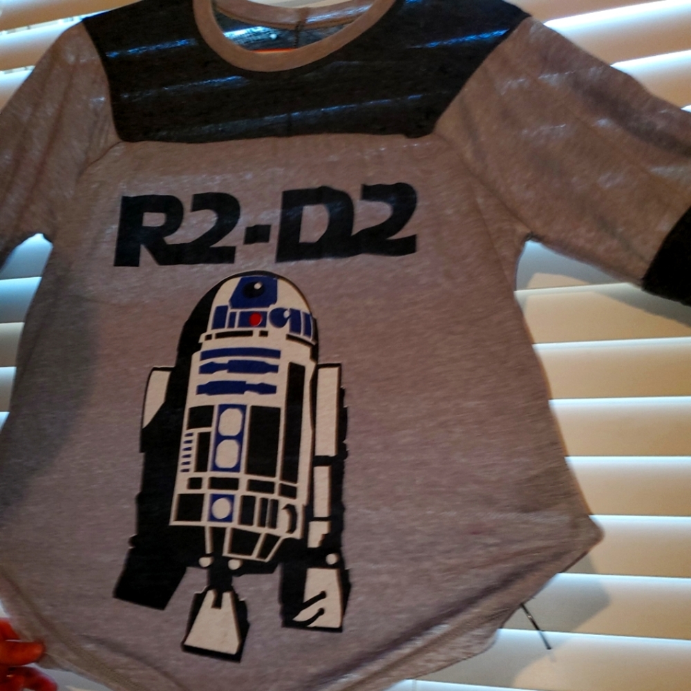 R2D2   Star Wars shirt